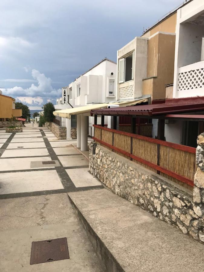Jurisic Apartments Новаля Екстер'єр фото